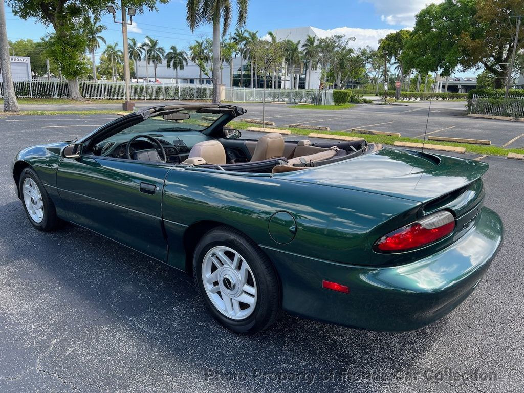 Chevrolet-Camaro-Cabriolet-1995-Green-Beige-181558-2