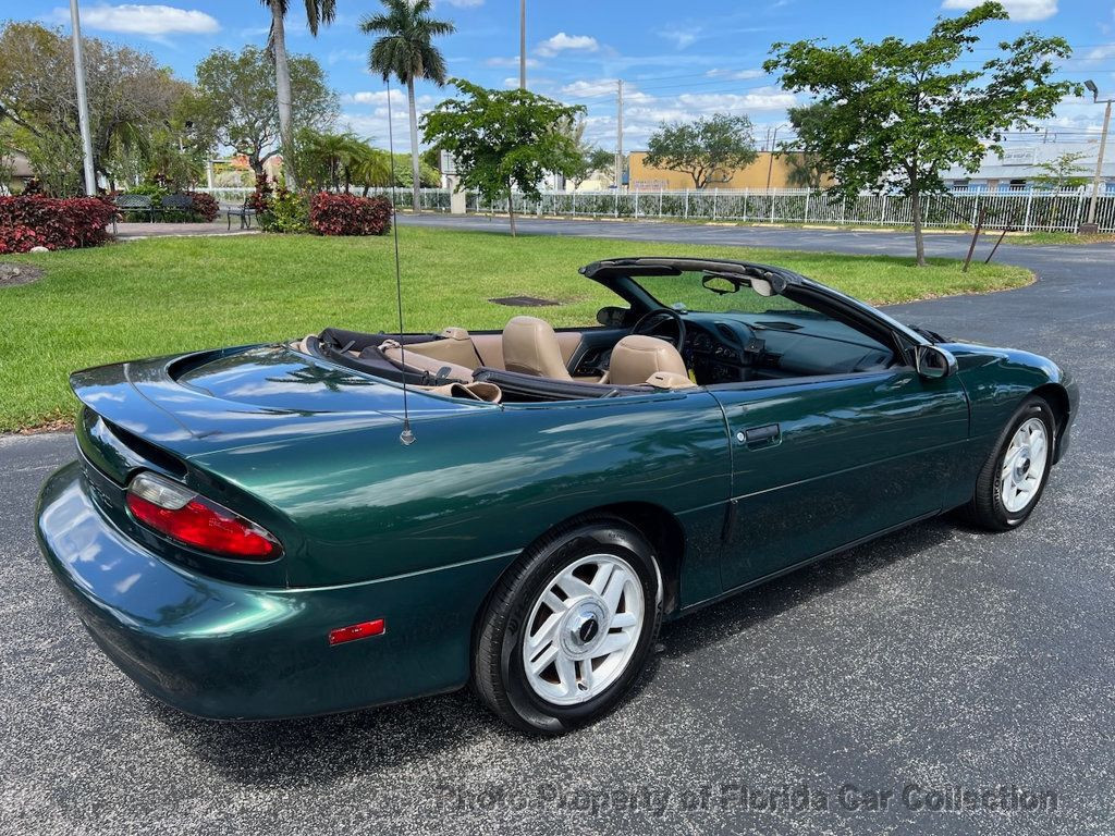 Chevrolet-Camaro-Cabriolet-1995-Green-Beige-181558-3