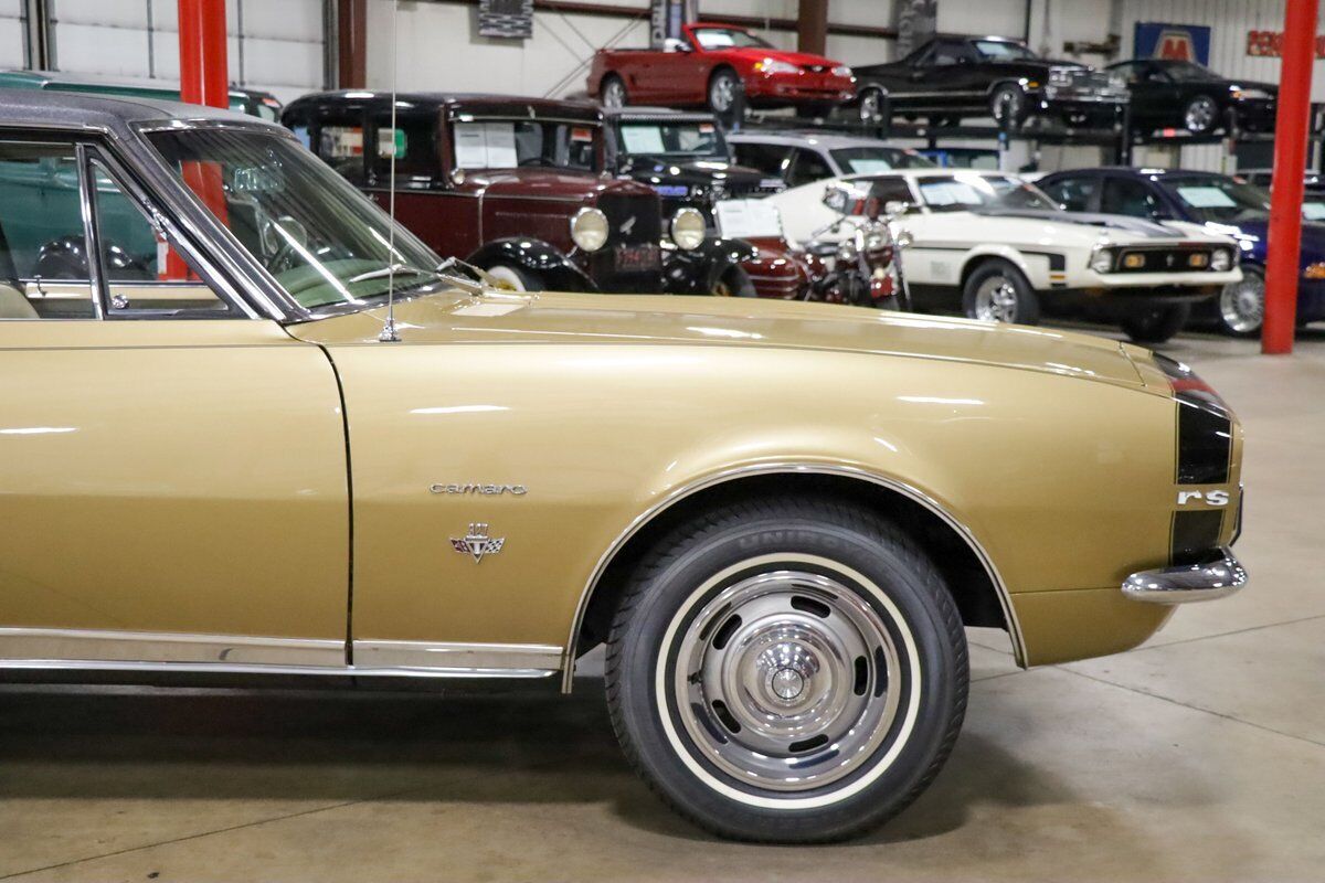 Chevrolet-Camaro-Coupe-1967-Gold-Gold-74801-11