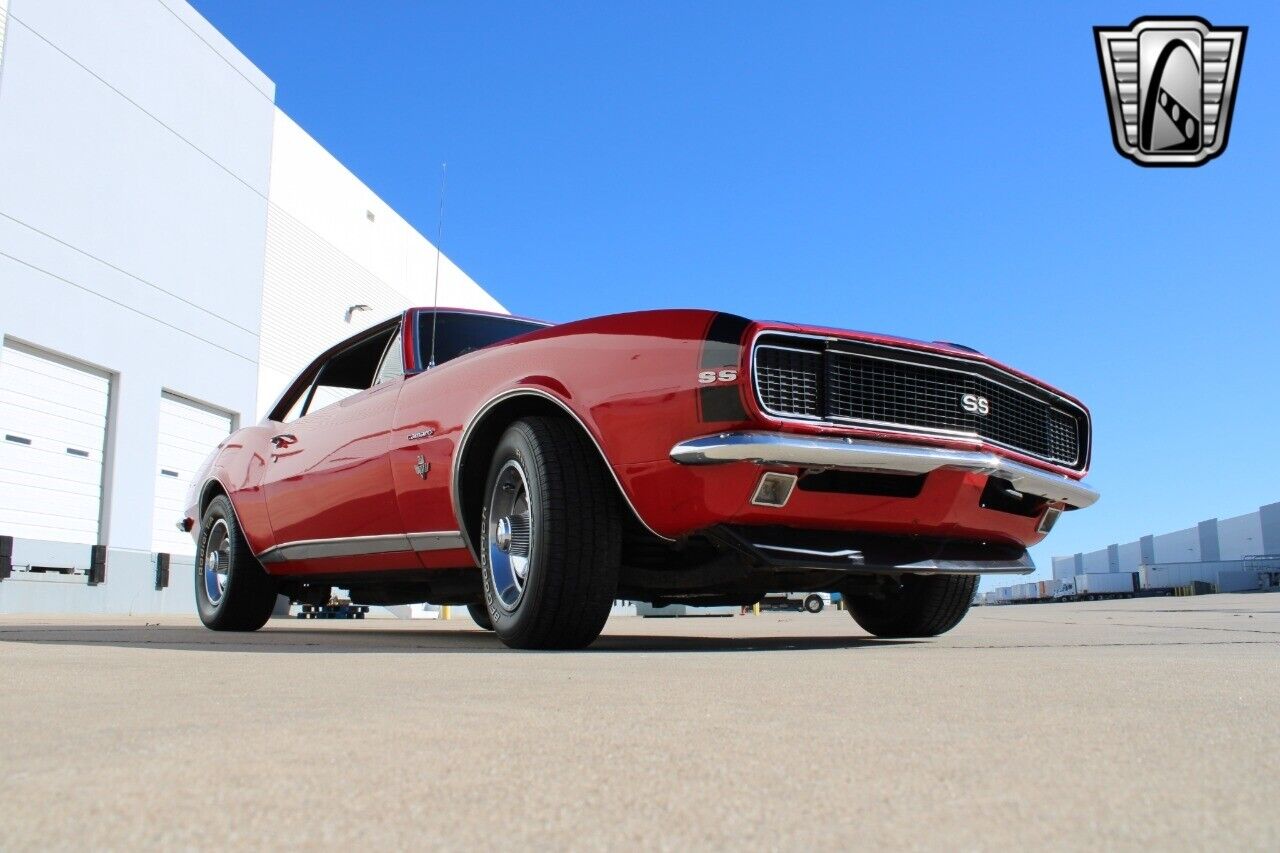 Chevrolet-Camaro-Coupe-1967-Red-Black-144194-6