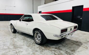 Chevrolet-Camaro-Coupe-1967-White-Red-0-2