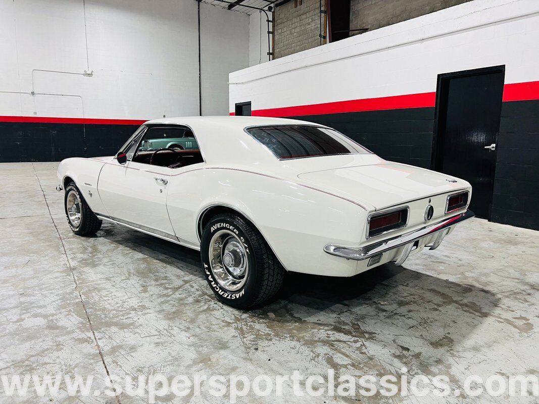 Chevrolet-Camaro-Coupe-1967-White-Red-0-2