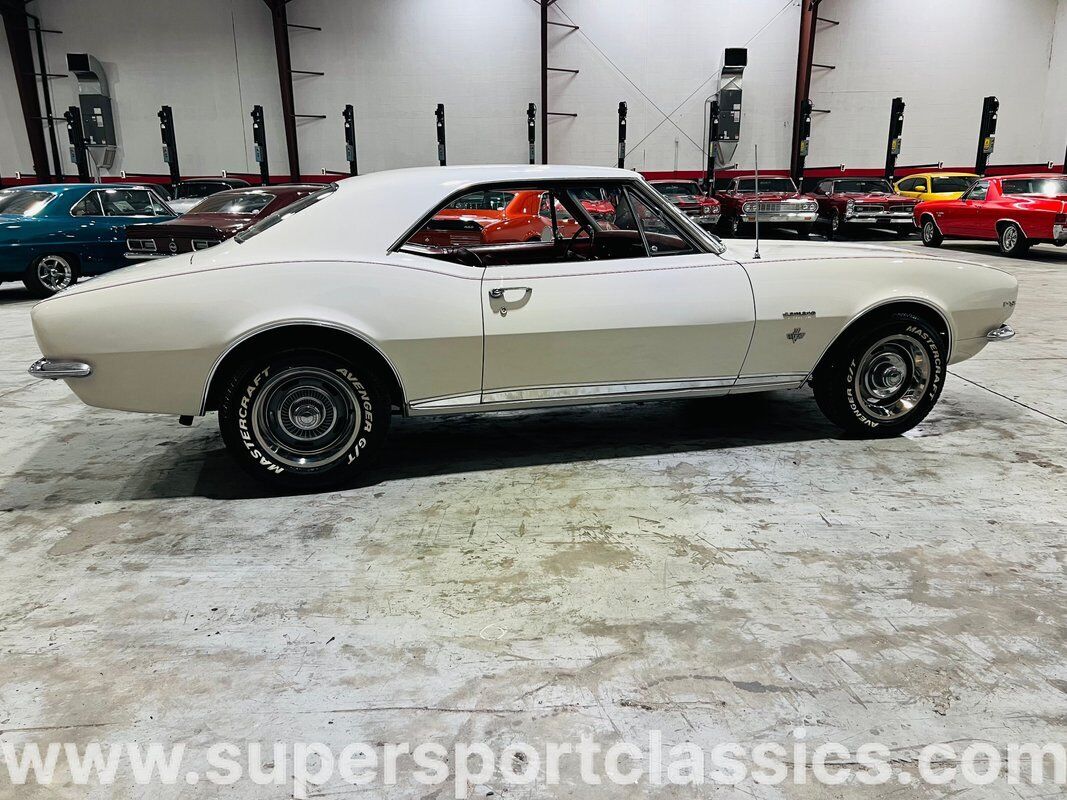 Chevrolet-Camaro-Coupe-1967-White-Red-0-6