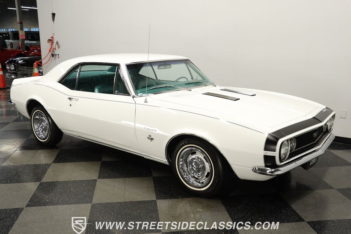 Chevrolet-Camaro-Coupe-1967-White-Turquoise-45514-13