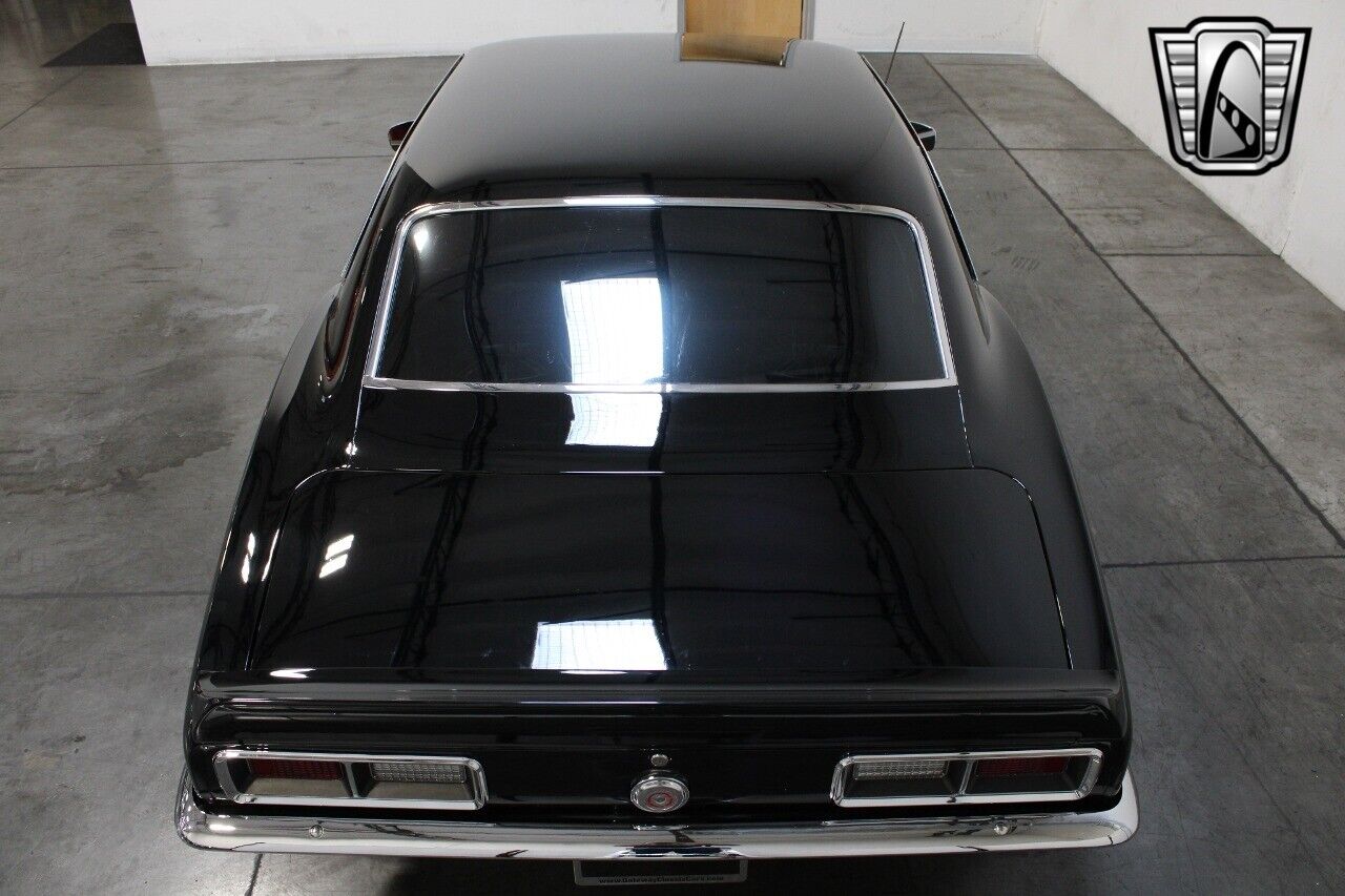 Chevrolet-Camaro-Coupe-1968-Black-Red-4656-10