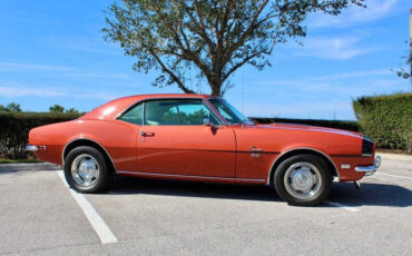 Chevrolet-Camaro-Coupe-1968-Corvette-Bronze-White-145293-2