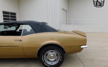 Chevrolet-Camaro-Coupe-1968-Gold-Black-148713-7