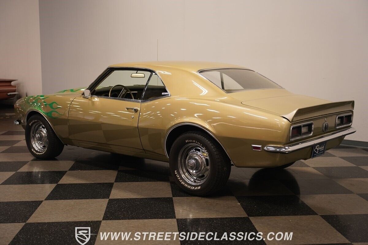 Chevrolet-Camaro-Coupe-1968-Gold-Gold-59369-11