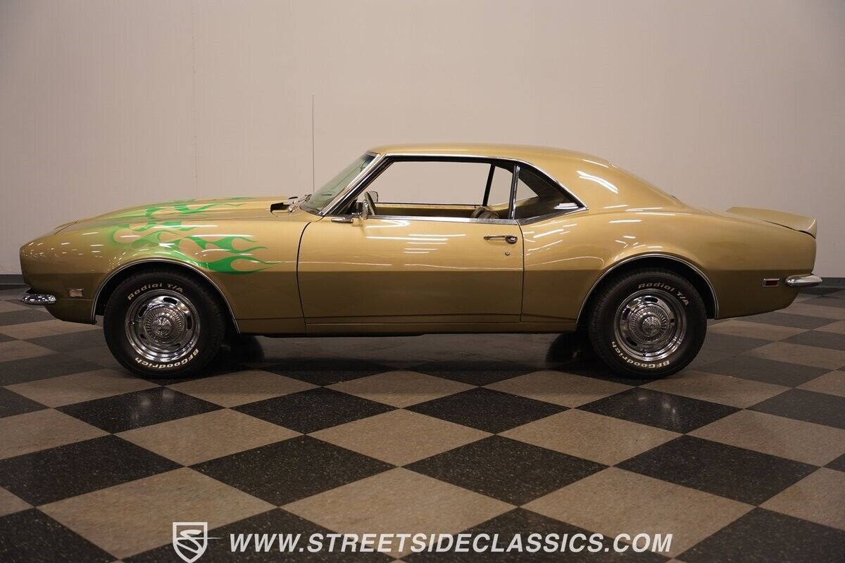 Chevrolet-Camaro-Coupe-1968-Gold-Gold-59369-9