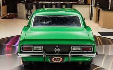 Chevrolet-Camaro-Coupe-1968-Green-Black-116132-15