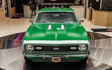 Chevrolet-Camaro-Coupe-1968-Green-Black-116132-8