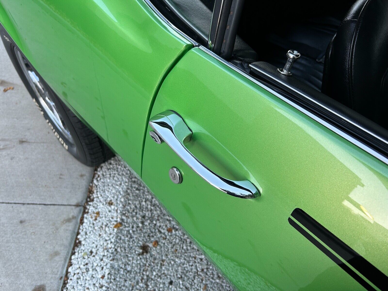 Chevrolet-Camaro-Coupe-1968-Green-Black-2945-11