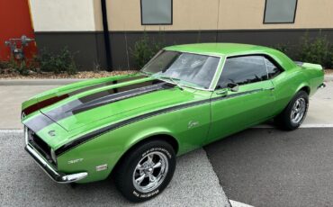 Chevrolet-Camaro-Coupe-1968-Green-Black-2945-6