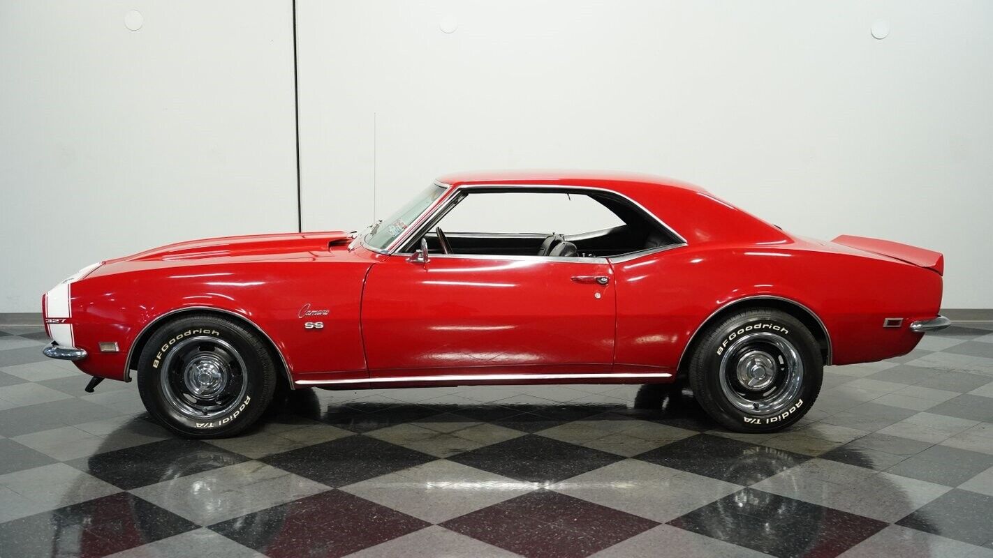 Chevrolet-Camaro-Coupe-1968-Red-Black-140560-2