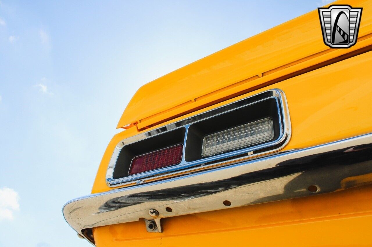 Chevrolet-Camaro-Coupe-1968-Yellow-Black-128120-10