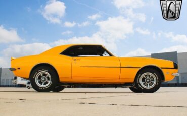 Chevrolet-Camaro-Coupe-1968-Yellow-Black-128120-3