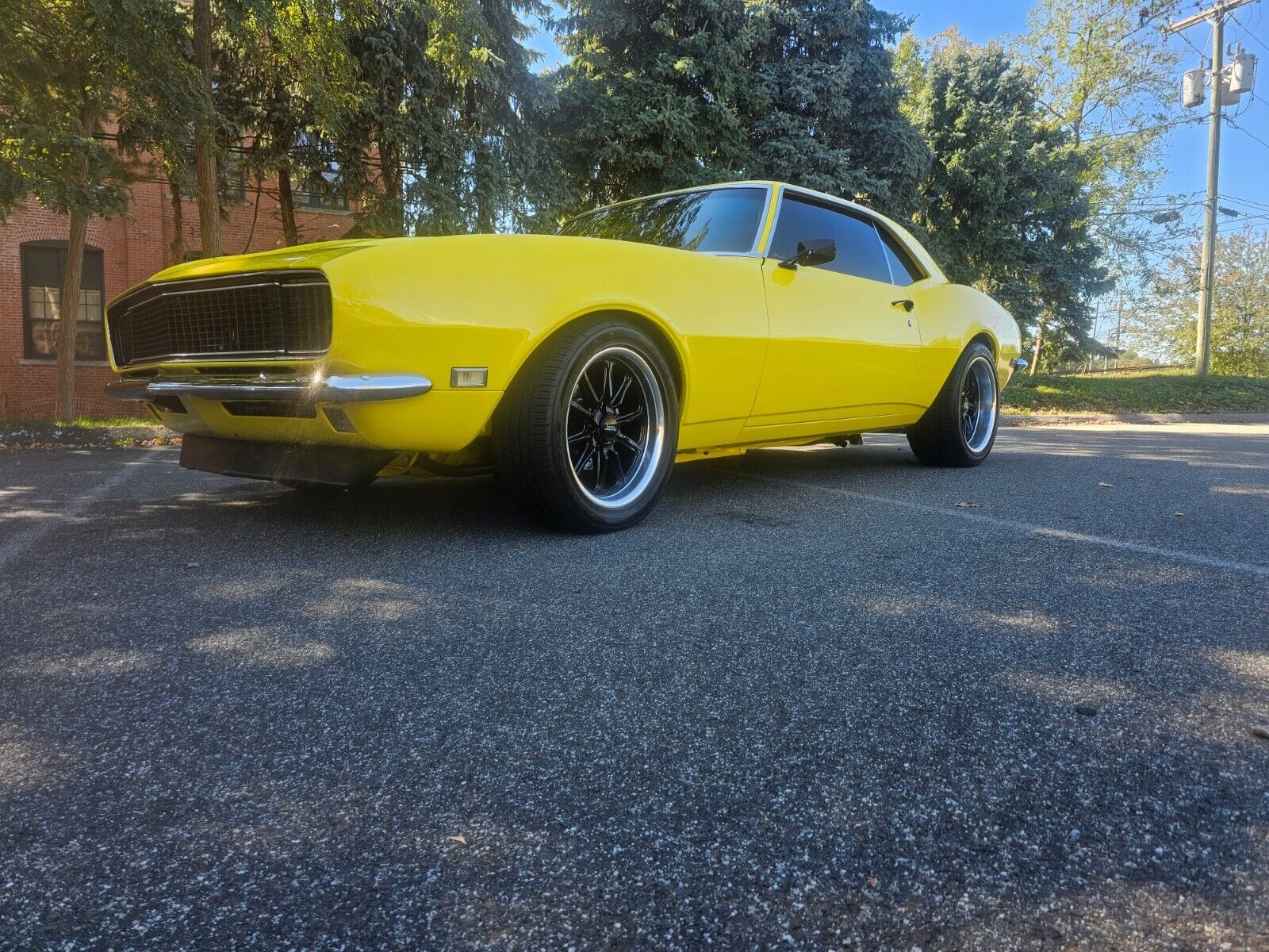 Chevrolet-Camaro-Coupe-1968-Yellow-Black-2736-3