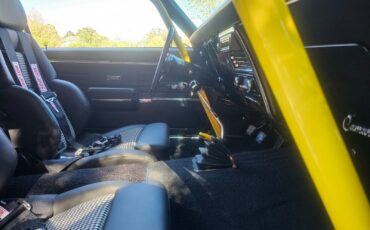 Chevrolet-Camaro-Coupe-1968-Yellow-Black-2736-33