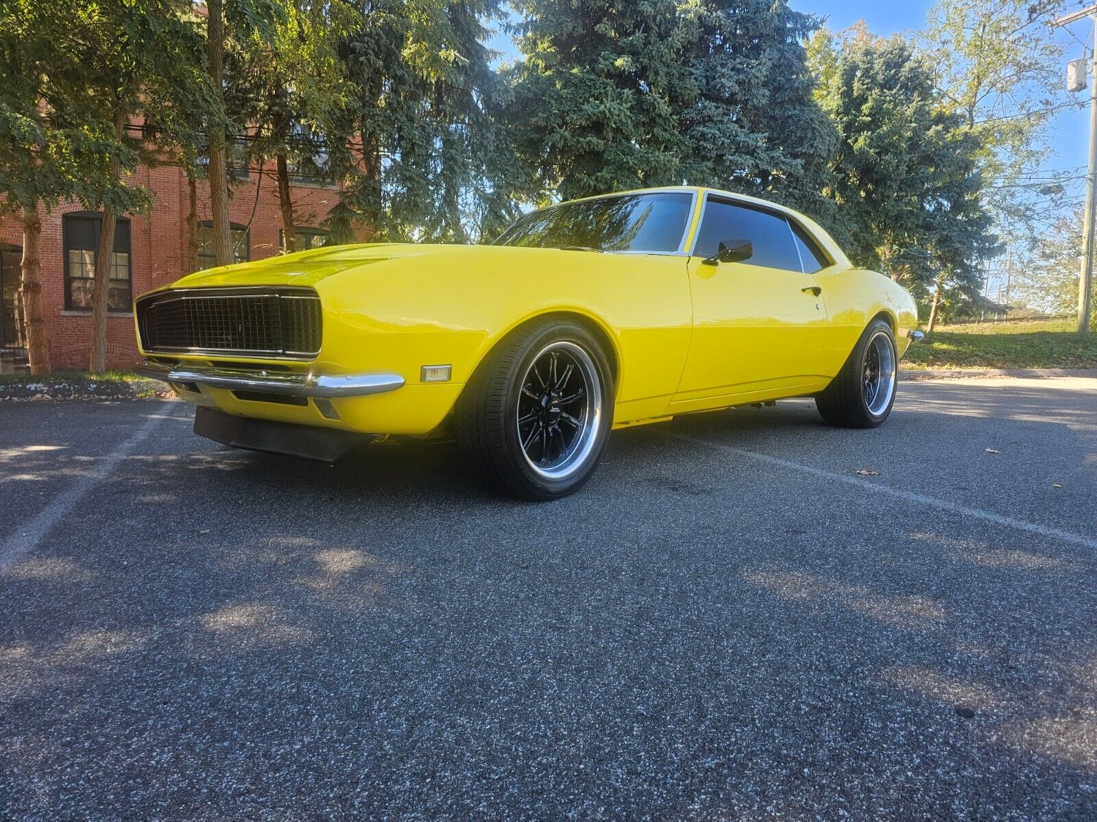 Chevrolet-Camaro-Coupe-1968-Yellow-Black-2736-4