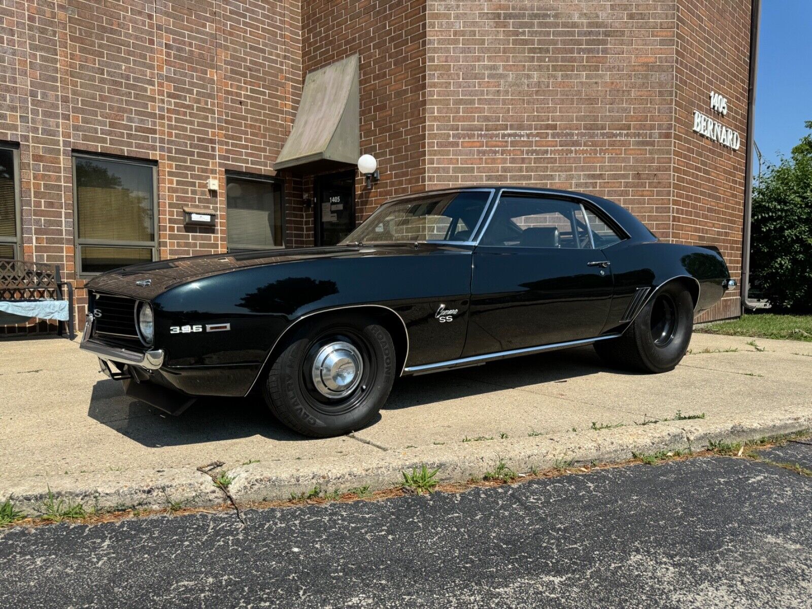 Chevrolet-Camaro-Coupe-1969-Black-Black-2-1