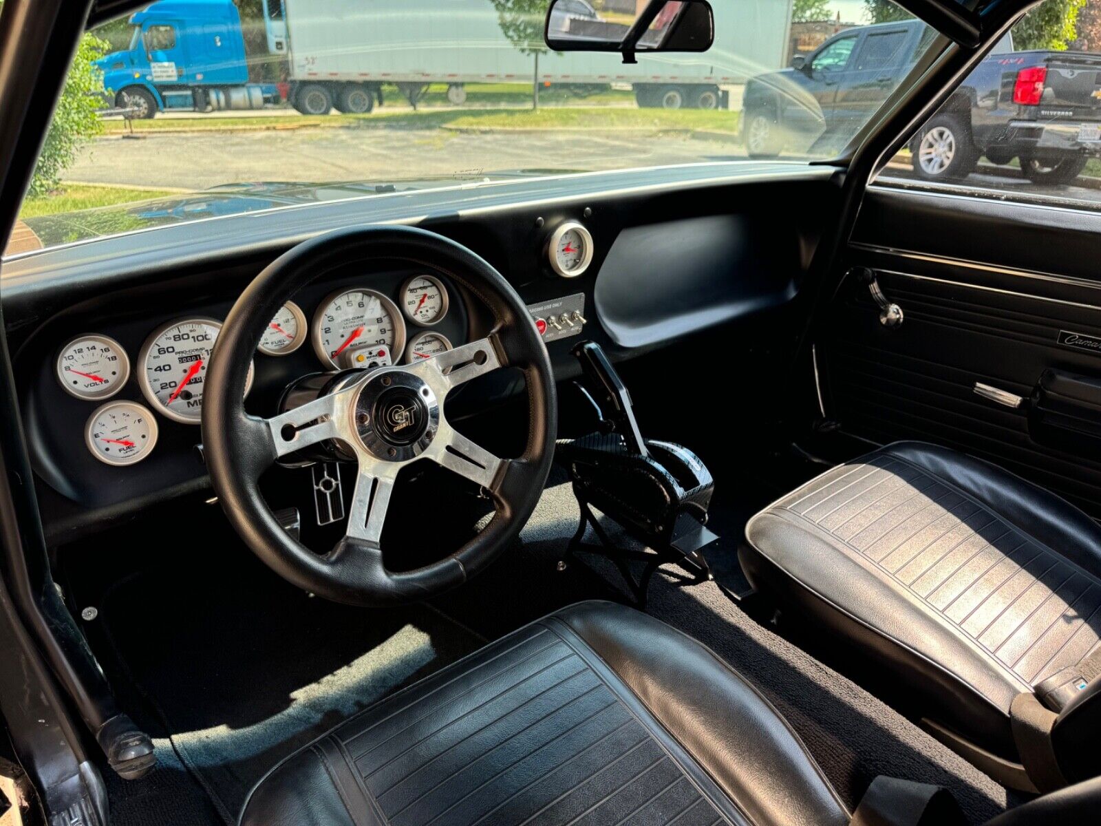 Chevrolet-Camaro-Coupe-1969-Black-Black-2-27