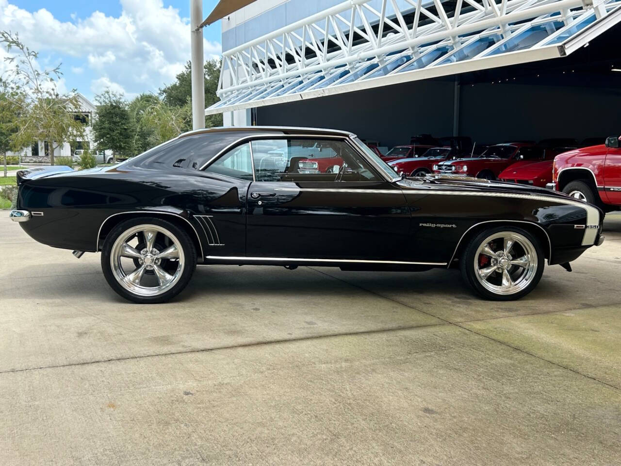 Chevrolet-Camaro-Coupe-1969-Black-Black-2-3