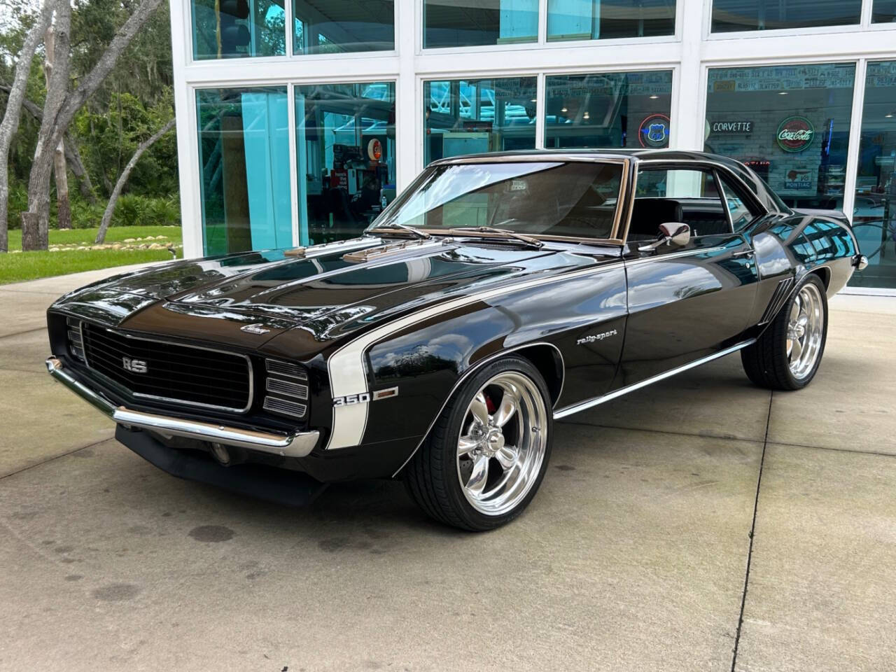 Chevrolet-Camaro-Coupe-1969-Black-Black-2-8