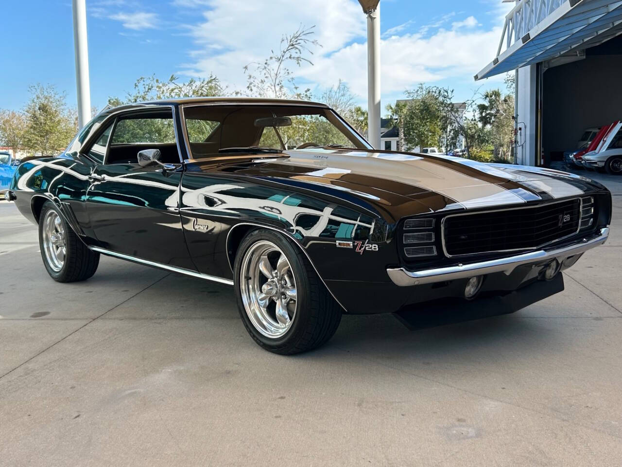 Chevrolet-Camaro-Coupe-1969-Black-Black-2097-2