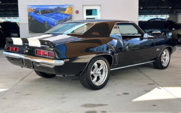 Chevrolet-Camaro-Coupe-1969-Black-Black-2097-4