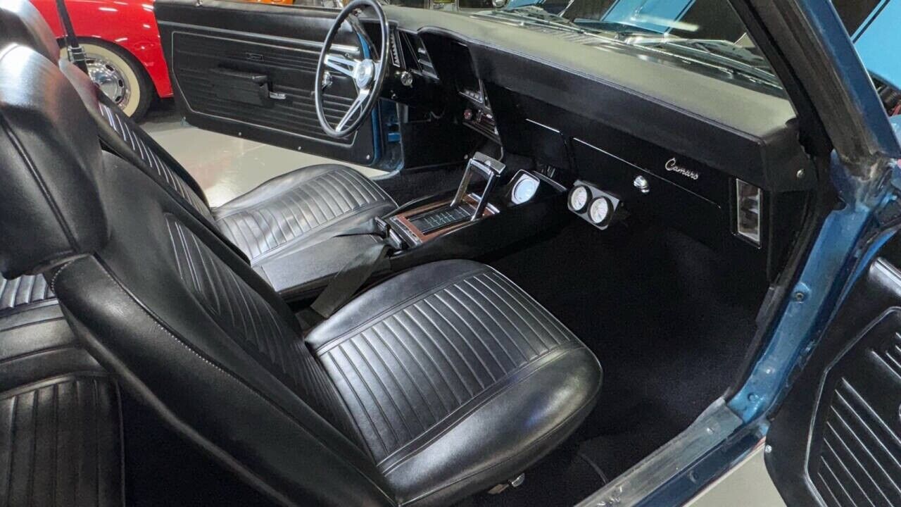 Chevrolet-Camaro-Coupe-1969-Blue-Black-126021-2