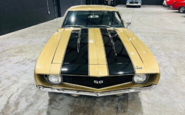 Chevrolet-Camaro-Coupe-1969-Gold-Black-0-9