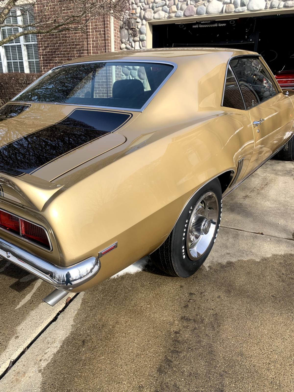 Chevrolet-Camaro-Coupe-1969-Gold-Black-151278-2