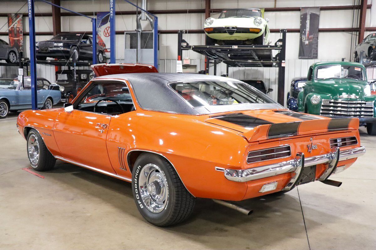 Chevrolet-Camaro-Coupe-1969-Orange-Black-139430-5