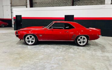 Chevrolet-Camaro-Coupe-1969-Red-Black-0-1