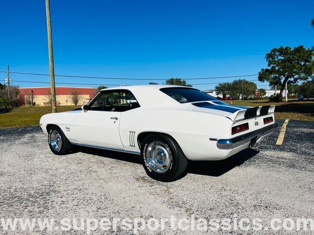 Chevrolet-Camaro-Coupe-1969-White-Black-8047-11