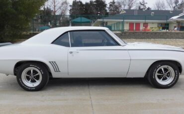 Chevrolet-Camaro-Coupe-1969-White-Blue-27010-9