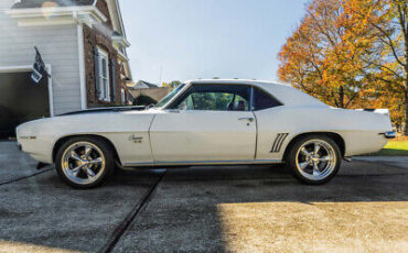 Chevrolet-Camaro-Coupe-1969-White-Red-2-2