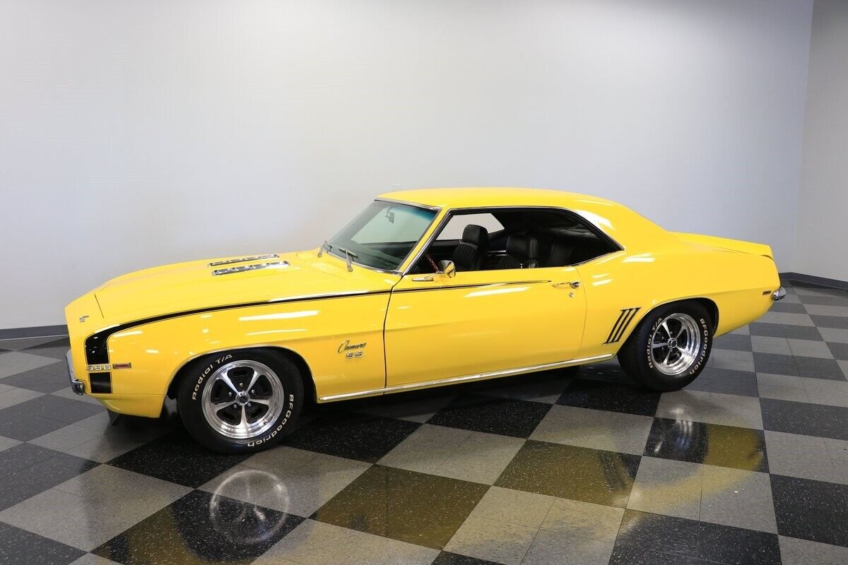 Chevrolet-Camaro-Coupe-1969-Yellow-Black-102160-6