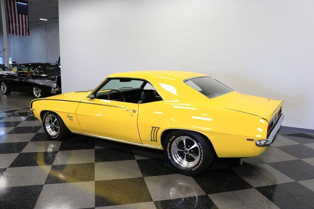 Chevrolet-Camaro-Coupe-1969-Yellow-Black-102160-8