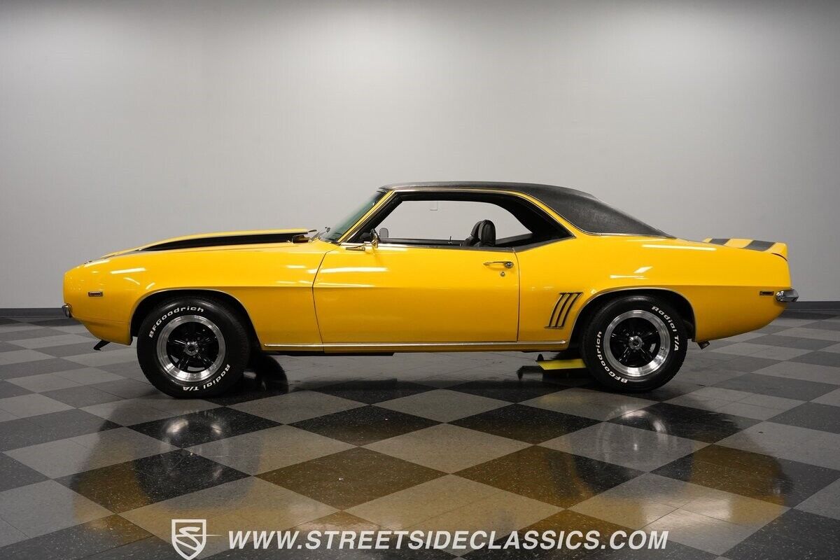 Chevrolet-Camaro-Coupe-1969-Yellow-Black-12973-2