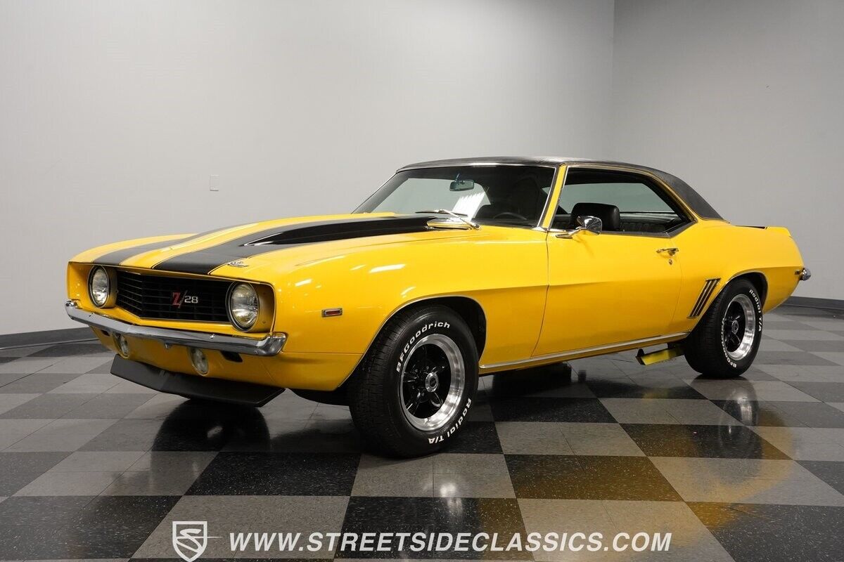 Chevrolet-Camaro-Coupe-1969-Yellow-Black-12973-5