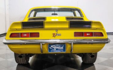 Chevrolet-Camaro-Coupe-1969-Yellow-Black-16113-11