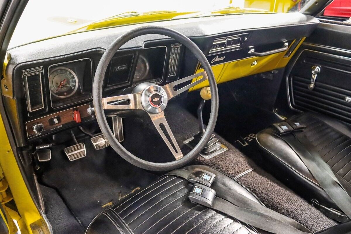 Chevrolet-Camaro-Coupe-1969-Yellow-Black-16113-4