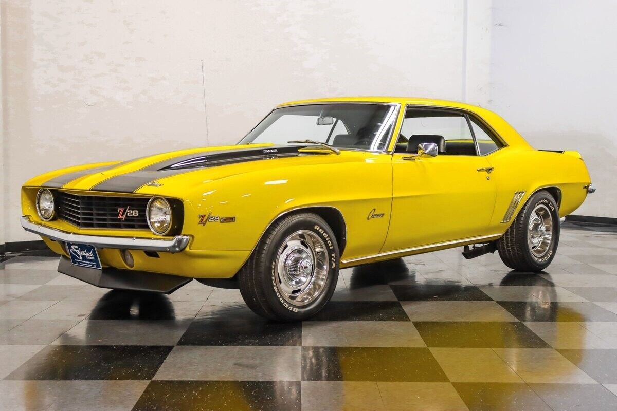 Chevrolet-Camaro-Coupe-1969-Yellow-Black-16113-6