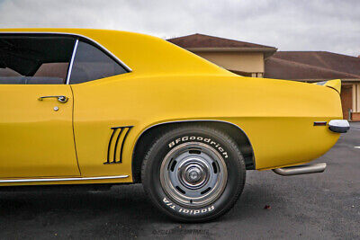 Chevrolet-Camaro-Coupe-1969-Yellow-Black-64374-4