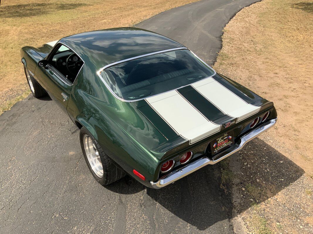 Chevrolet-Camaro-Coupe-1970-Green-Black-14964-2