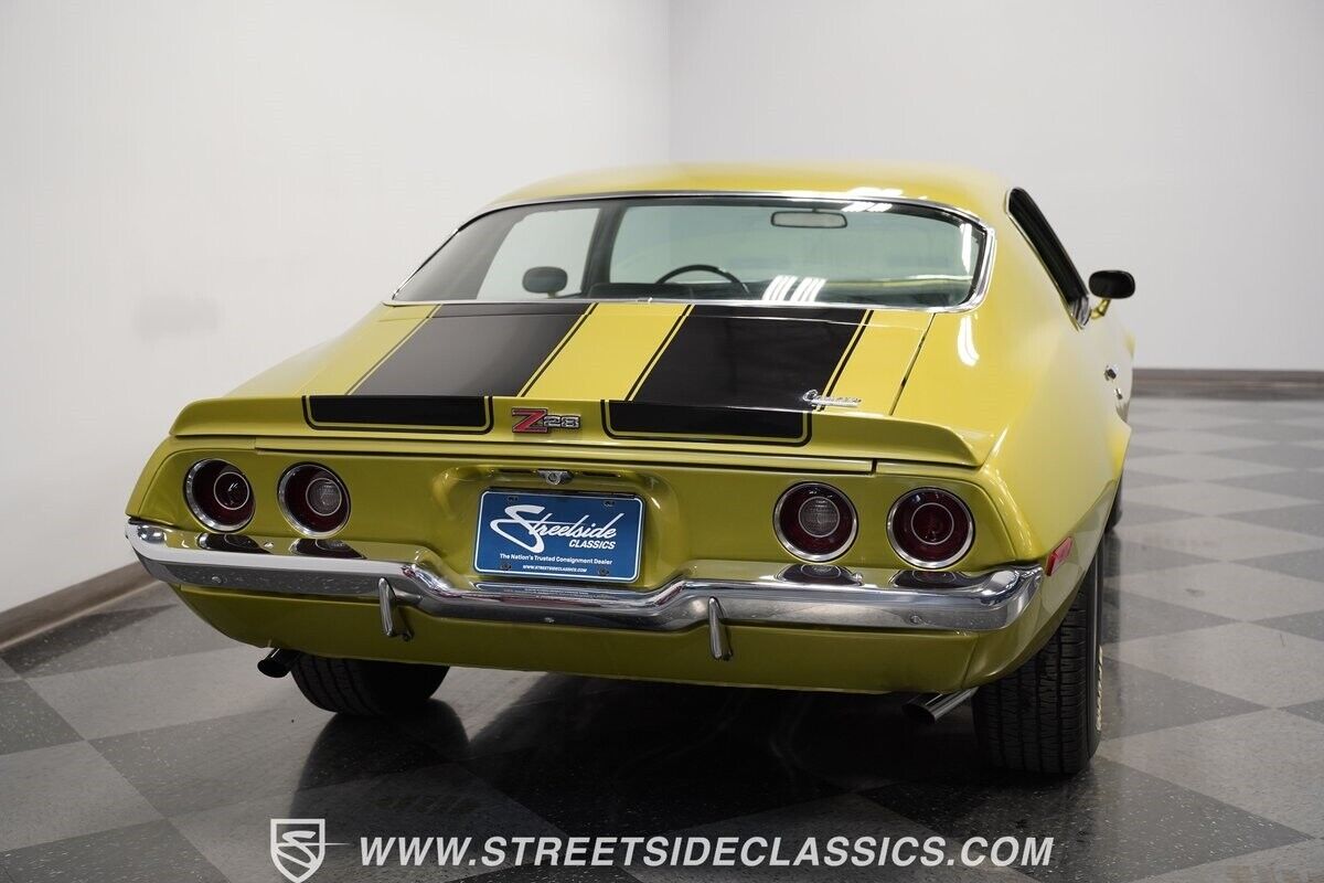 Chevrolet-Camaro-Coupe-1970-Green-Green-115734-10