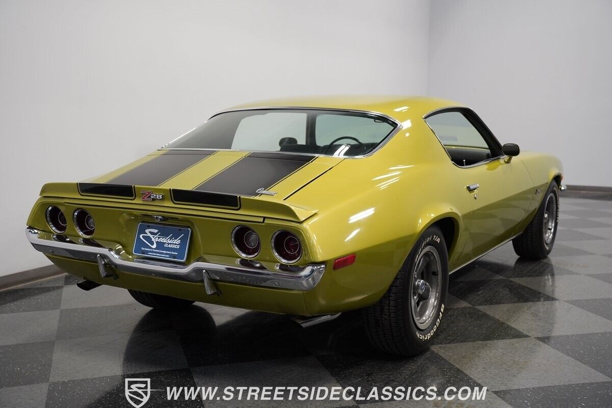 Chevrolet-Camaro-Coupe-1970-Green-Green-115734-11