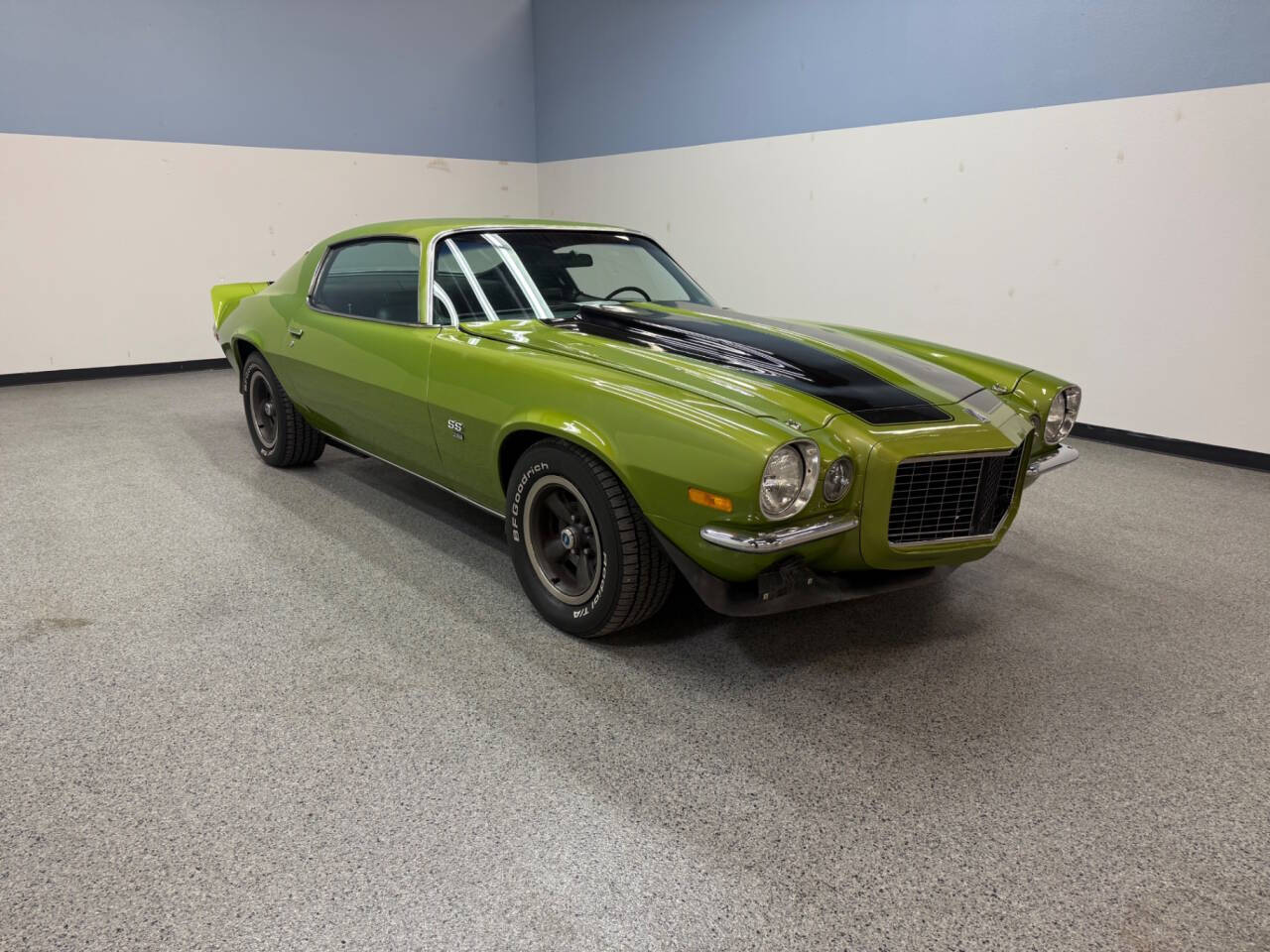 Chevrolet-Camaro-Coupe-1970-Green-Green-116848-8