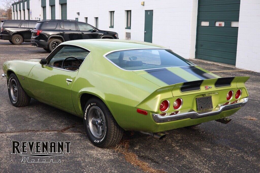 Chevrolet-Camaro-Coupe-1970-Green-Green-138404-5